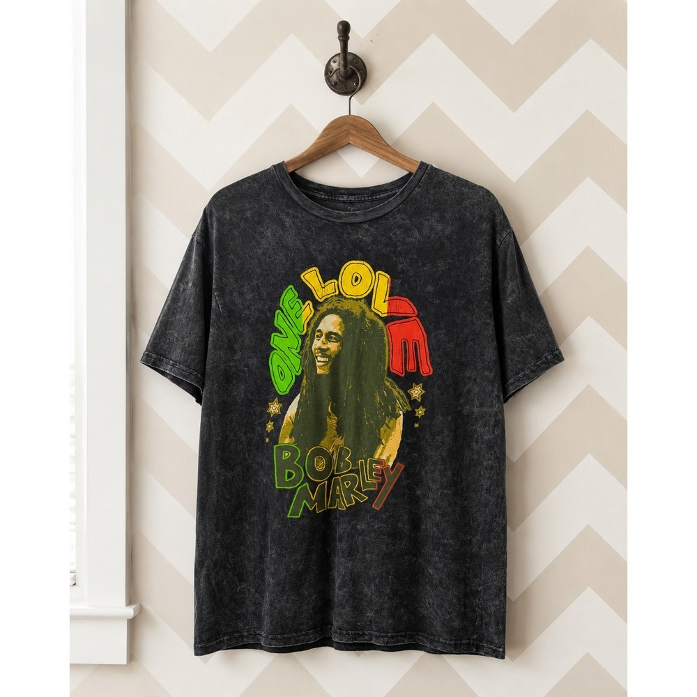 Zion Rootswear Bob Marley One Love Graphic Acid Wash‎ Tee XL